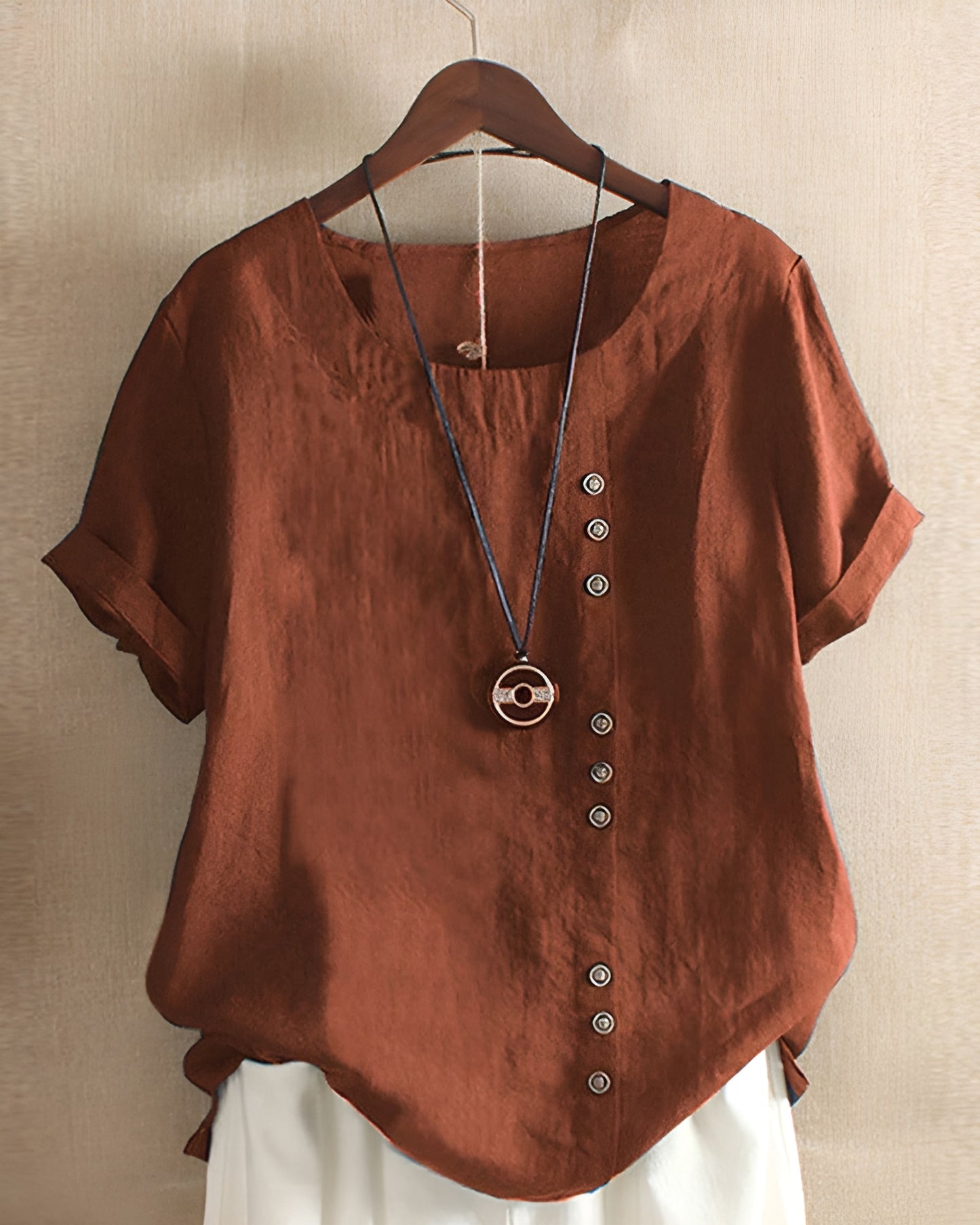 Beatriz™ | Camiseta de Verano con Botonadura Asimétrica